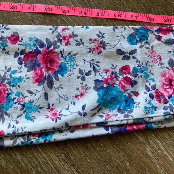 Shylo Perfect Summer Floral Jeans in Size 7 Made in the USA - Picture 9 of 10